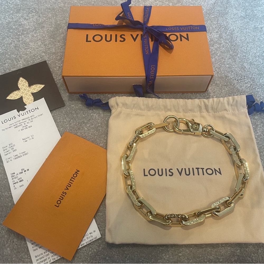 Louis Vuitton LV Edge Necklace MM